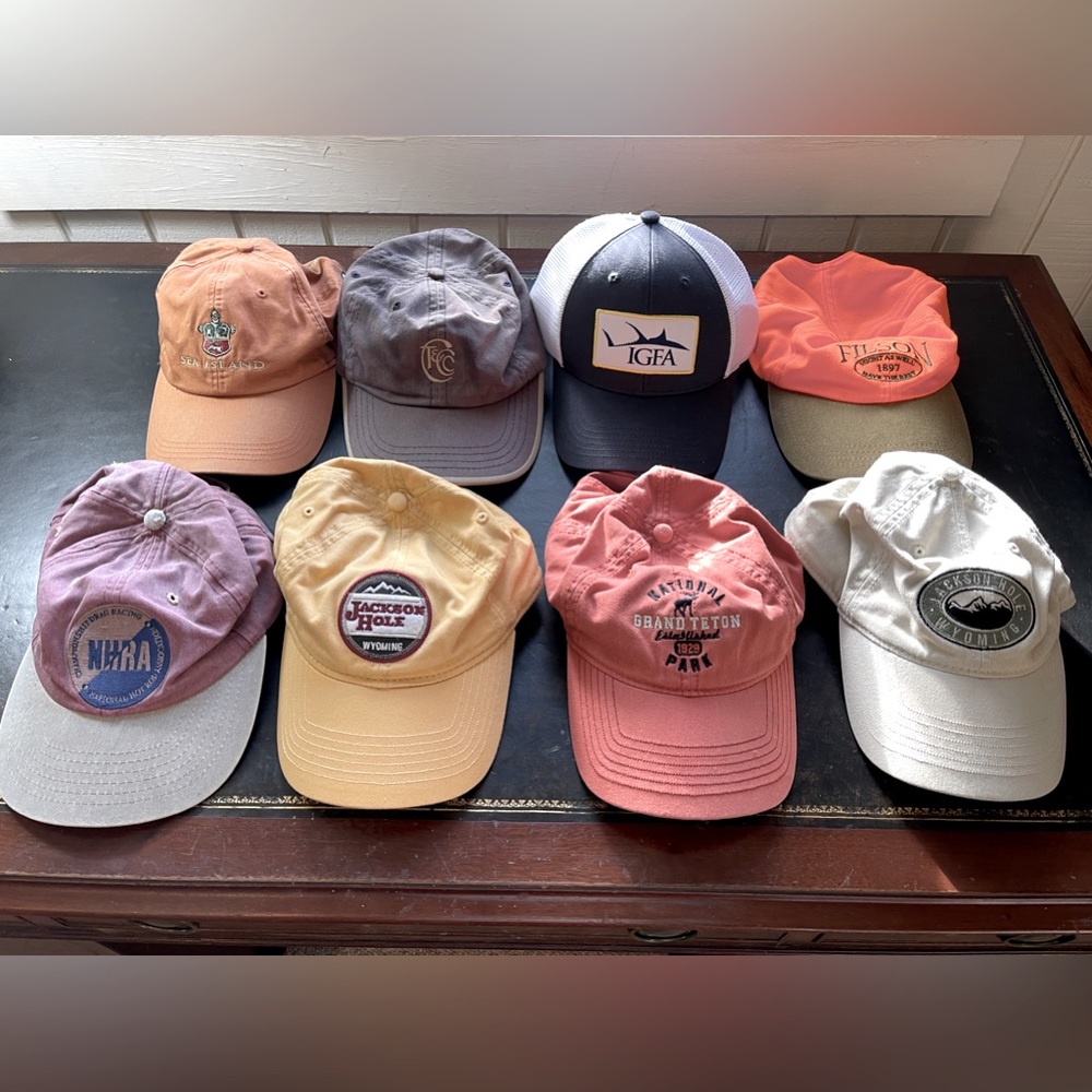 Lot of EIGHT caps. As pictured. Condition varied.